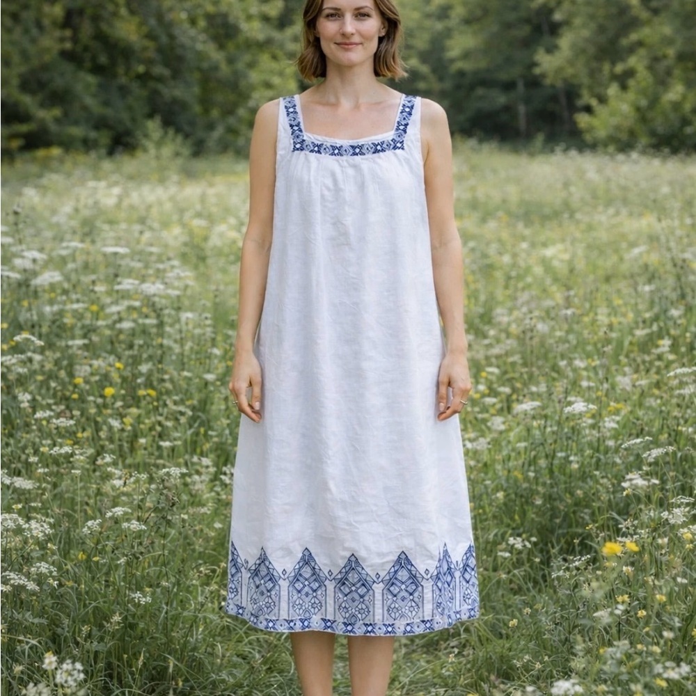 J. Jill White linen Dress with Blue Embroidered Detail